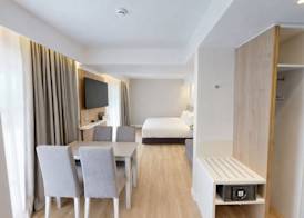 Holiday Inn Express & Suites Portimao by IHG 2