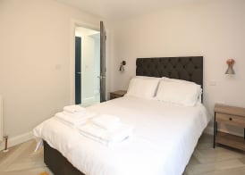 No1 Luxury Service Apartments 4