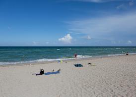DAYS HOTEL BY WYNDHAM THUNDERBIRD BEACH RESORT 5