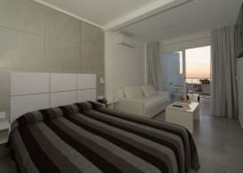 Sol Playa Suites 5