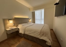 Miraflores 1 or 2 Bedroom Executive Apartment. 4