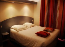 Agape Hotel Niort- Bessines 4
