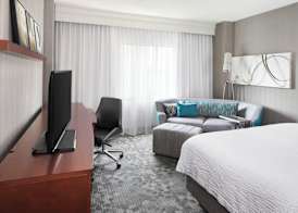 Courtyard By Marriott Jersey City Newport 4