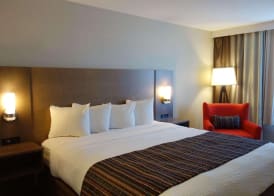 Country Inn & Suites by Radisson, Mason City, IA 4