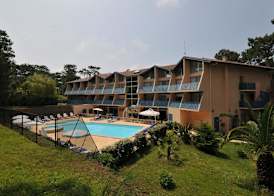 Hotel Logis Lacotel 4