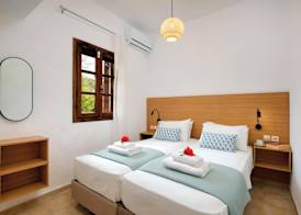 Plaisir Beachside Apts 3