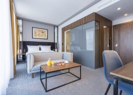Grand Ascot Hotel 4