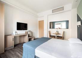 Fleming Suites by Hili 4