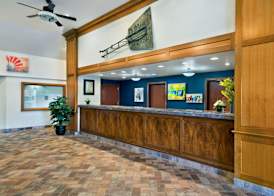 Oxford Suites Hermiston 2