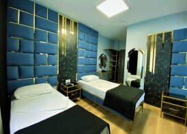 Orange Airport Hotel 5