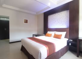 Taman Agung Hotel 3