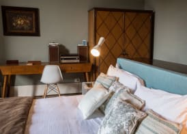 AdAstra Suites 5