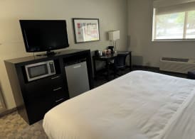 Comfort Inn Huntington near University area 5