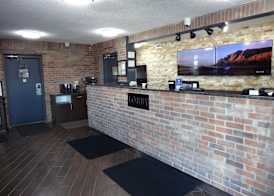 Red Apple Inn 2