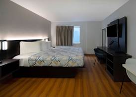 Motel 6 Merrillville, IN 4
