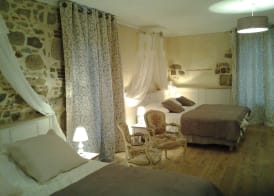 Le Manoir aux Douves 2