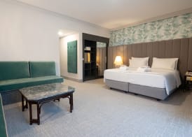 Eventhotel Pyramide 5