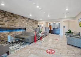 Cobblestone Hotel & Suites - Austin 4