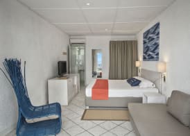 Astroea Beach Hotel 5