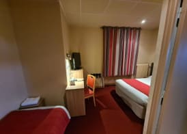 Hostellerie du Cantal 5
