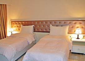 SELECT CITY CENTER HOTEL 4