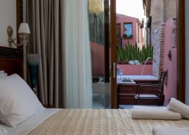 Vener Luxury Suites 3