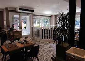 Le Creusot Hôtel 3