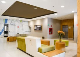 Stain Loft & Suites 2