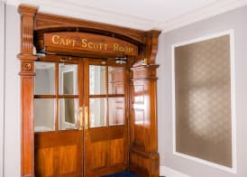 Royal Hotel Cardiff by Belvilla 2
