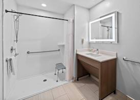 Comfort Inn & Suites Plainville-Foxboro 5