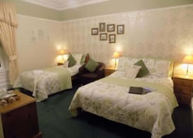 Glendale Guest House 3