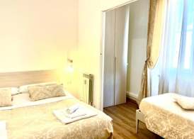 Cavour16 rent bedrooms 3