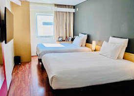Ibis Monterrey Valle 3