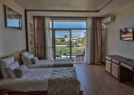 Hôtel MENABE'L 4