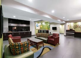 La Quinta by Wyndham Lebanon 3