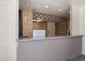 Bay Breeze Inn 2