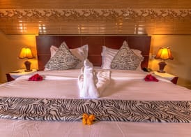 The Lahe Hotels 4