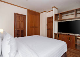 Cozy 1br walk to BTS and Airport Rail Link Close to Malls G7 5