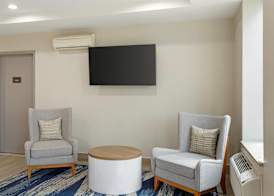Comfort Inn 3