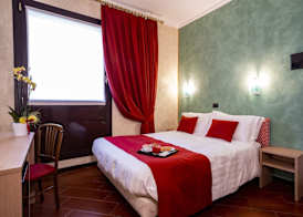 Hotel Plaza 4