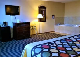 Super 8 by Wyndham Iowa Falls 5