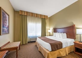 Best Western Plus Grand Island Inn & Suites 4