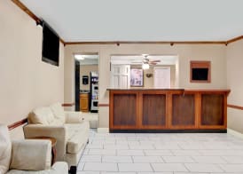 Super 8 by Wyndham West Memphis 2