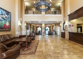 Comfort Suites Alamo-River walk 2