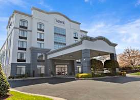 Spark by Hilton Greensboro 2