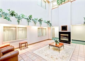 Super 8 by Wyndham Brockton 3