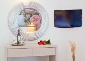 Pyrgos Beach Hotel Apartments 4