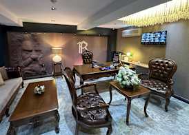 THE ROYALS HOTEL 2