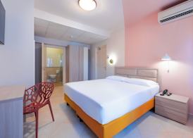 La Vista Postcard Hotel 4