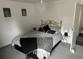 2 Bed-Sleeps 4-Sea View-Pet Friendly-Parking 5